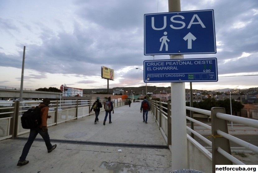 Lebih Banyak orang Kuba Berimigrasi ke AS Dengan Menyeberang Dari Meksiko