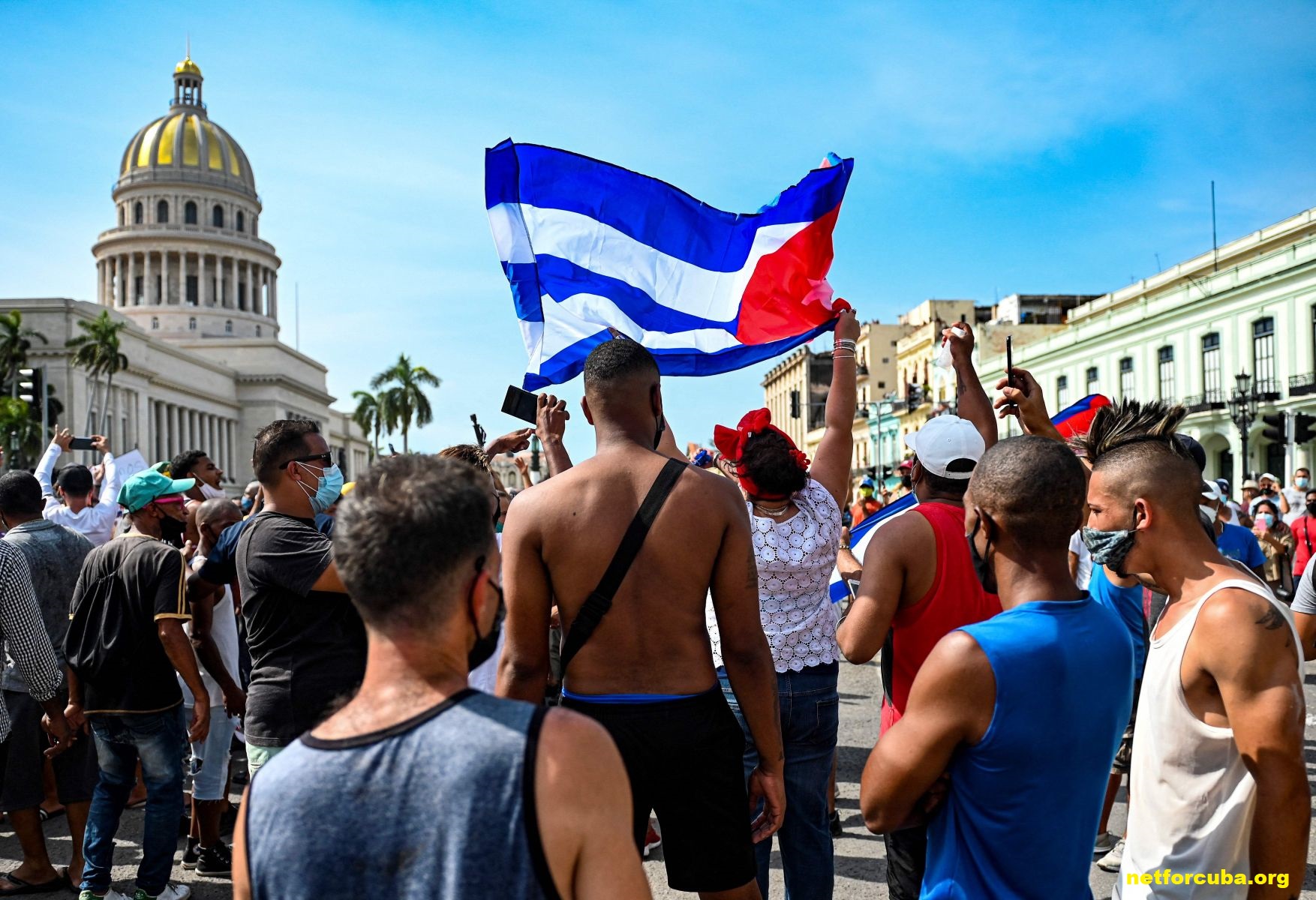 Bagaimana Media Sosial Memberikan Suara kepada Pengunjuk Rasa Kuba