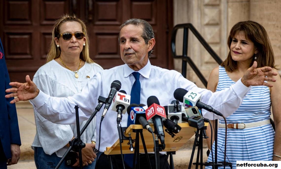 Demokrat Mengecam Letnan Gubernur Nuñez Atas Pernyataan Migran Kuba